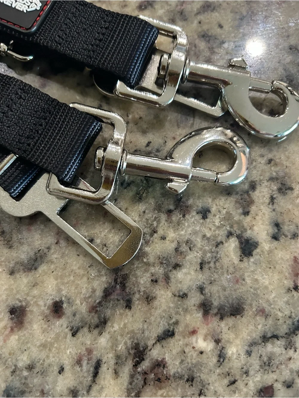 FRIENDS Black Dual Dog Seat Belt Straps with Metal Clips
